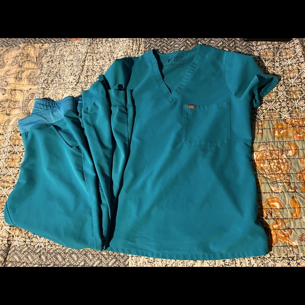 Figs scrubs. Medium. Jogger pants